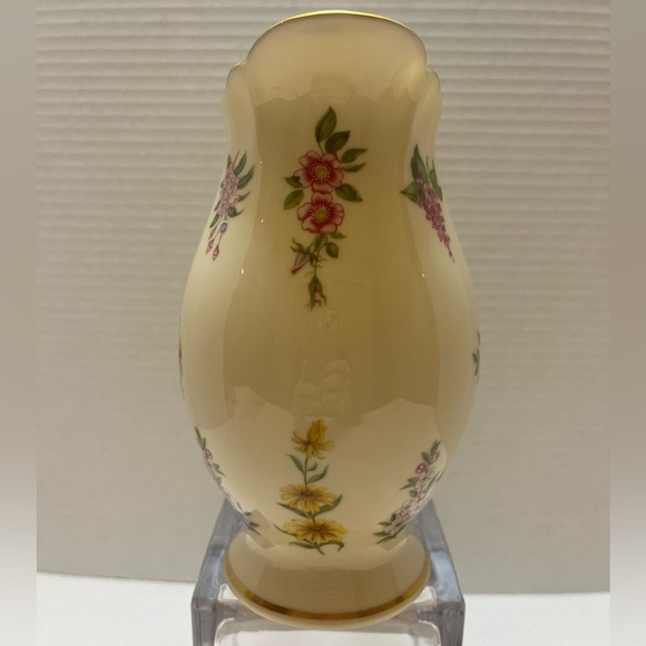Lenox Constitution Pitcher with Gold Accents - Picture 4 of 14